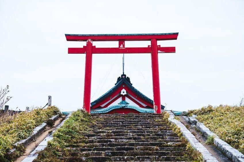 The Komagatake Shrine is said to have been erected by Japan's fifth emperor who reigned from 475 to 393 B.C.