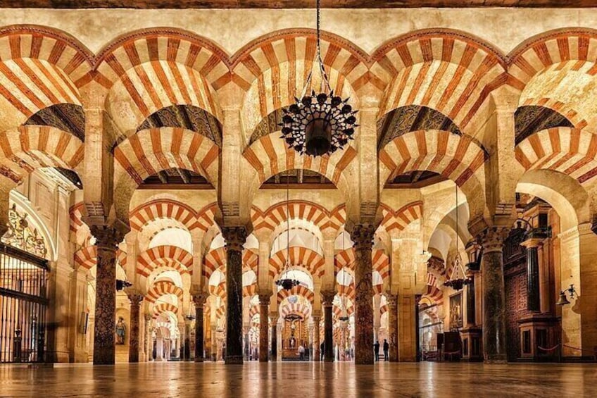 The spectacular arches of the Mosque-Cathedral