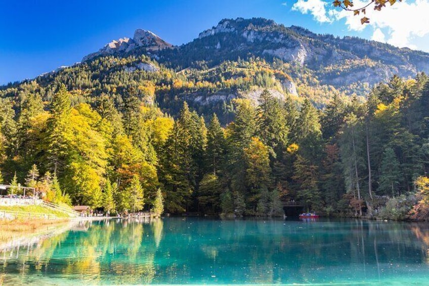 Full-Day Tour Beatus Caves and Lake Thun Cruise 