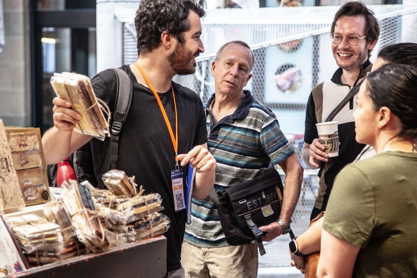 Barcelona Markets Walking Tour: Las Ramblas, La Boquería, and Beyond