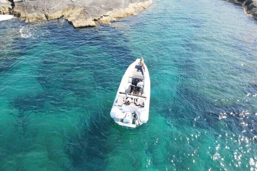 Private Half-Day Boat Rental in Milos Island 