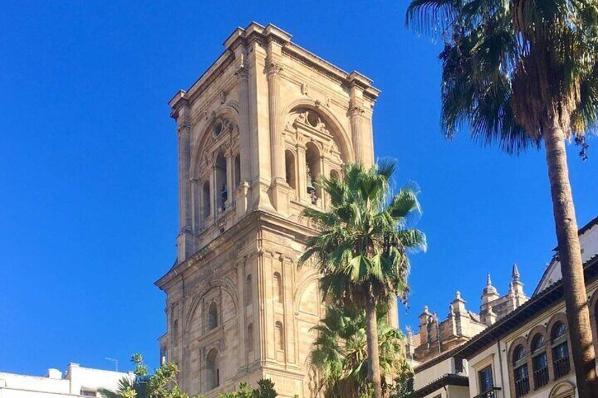 Enchanting Granada: A Self-Guided Audio Tour
