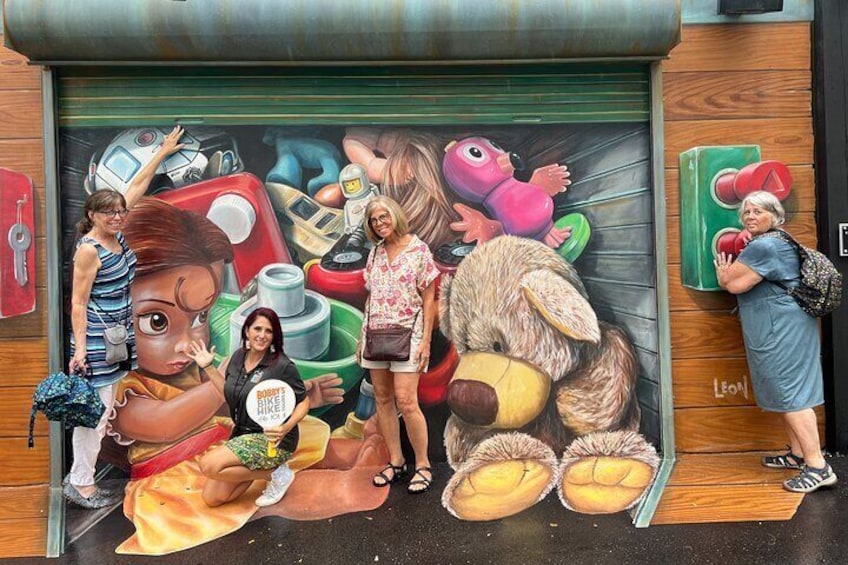 Wynwood Walls Food and Art Walking Tour