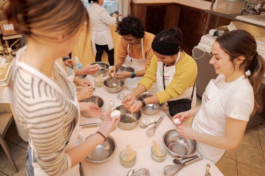 Pasta and Tiramisu Cooking Class in Rome, Piazza Navona