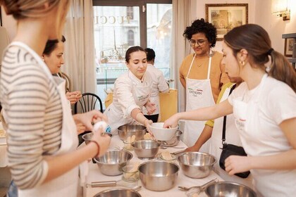 Clase de cocina de pasta y tiramisú en Roma, Piazza Navona