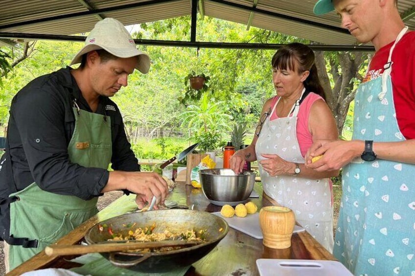 2-Hour Cooking Class in Nosara 