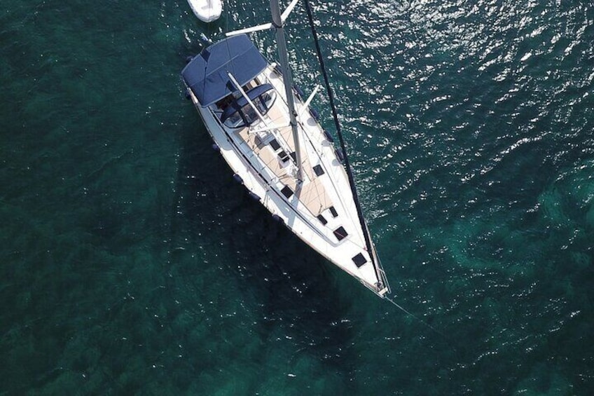 5-Hour Sailing Trip to Mykonos South Beaches with Lunch