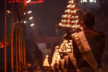 Varanasi Temples and City Sightseeing Walking Tour