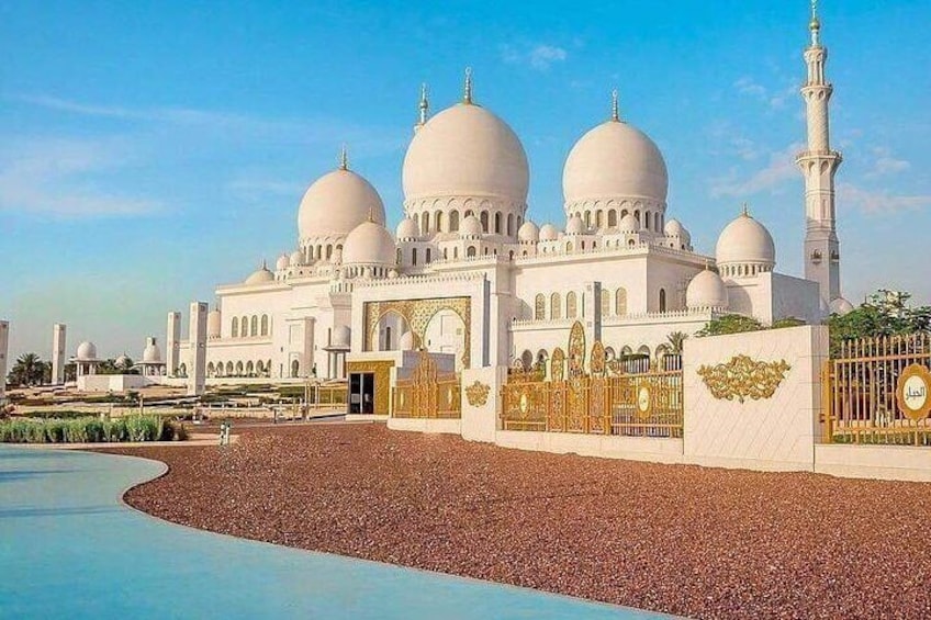  Abu Dhabi Full Day Sightseeing Tour with louver museum Ticket