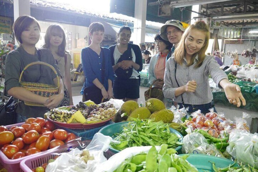 Thai Cooking Class with Local Market Tour in Chiang Mai