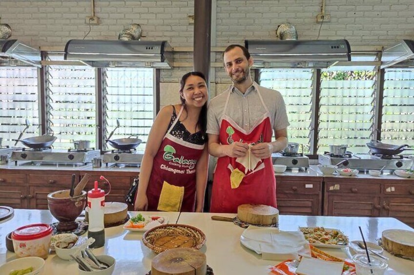 Thai Cooking Class with Local Market Tour in Chiang Mai