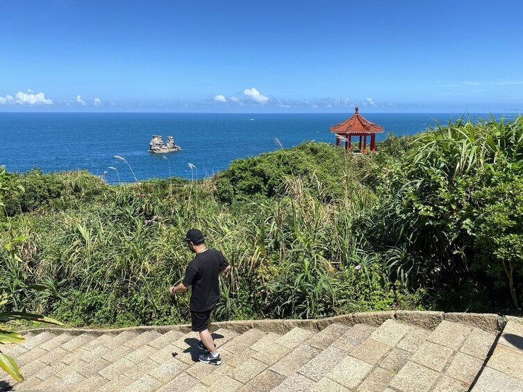 Private Laomei Green Reef Day Tour from Taipei