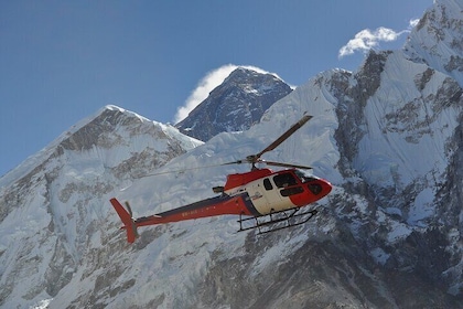 Everest Base Camp Tour & View Point by Helicopter from Katmandu