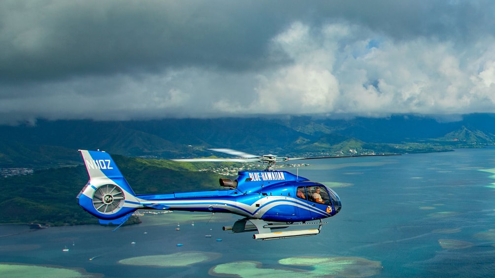 Blue Skies of Oahu Helicopter Tour