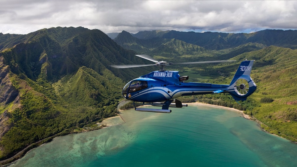 Blue Skies of Oahu Helicopter Tour