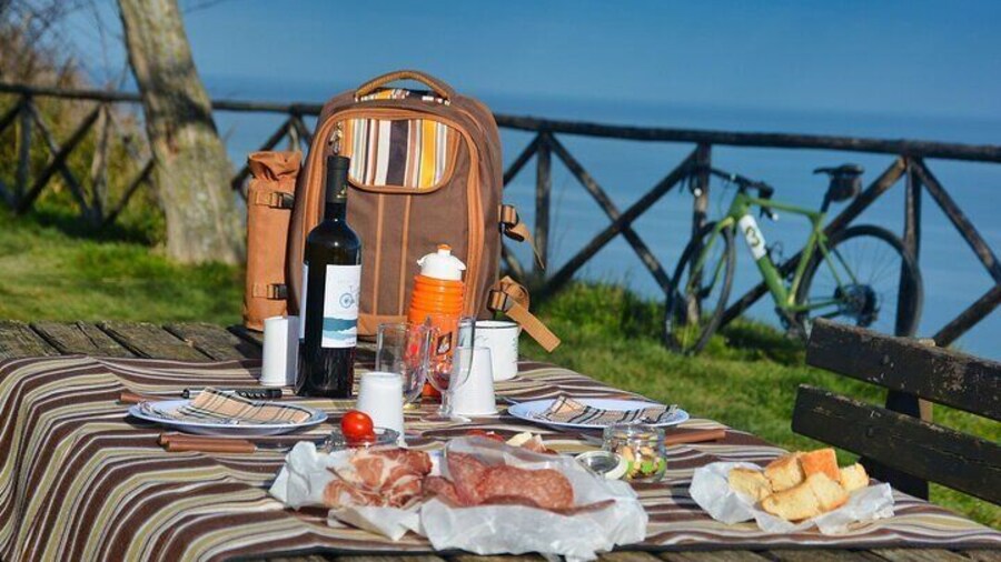 5-Hours Picnic by Ebike on San Bartolo Mount