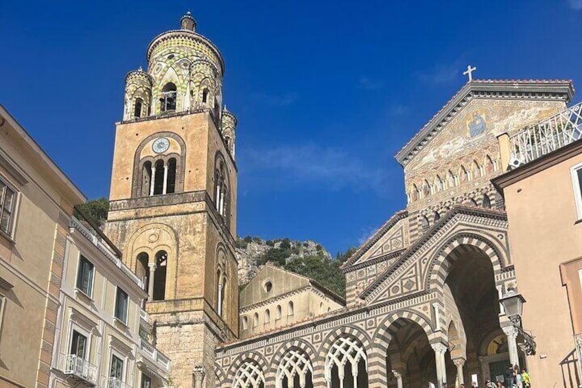 Full-Day Private Tour Amalfi Coast from Sorrento with Pick up