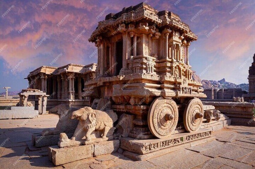 World Heritage Hampi & Chitradurga in 2 days from Bangalore+Lunch