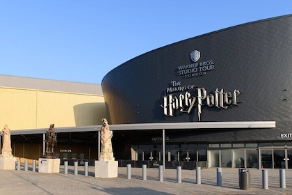 Warner Bros. Studio Tour London The Making of Harry Potter met retourtransf...