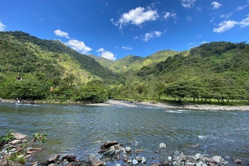 2-Days Waterfalls and tropical forest in Medellin