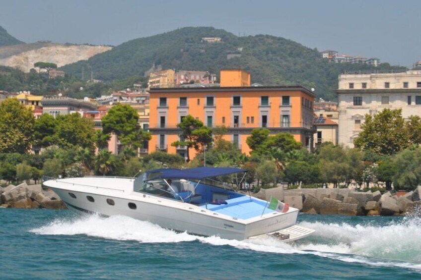 Luxury Yacht Cruise in Amalfi Coast