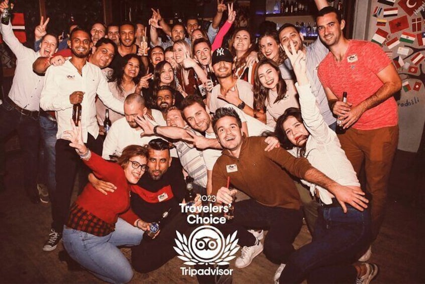 Pub Crawl Istanbul / Rooftop Parties & Party Bus