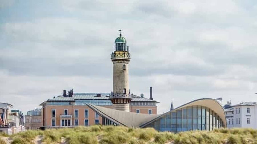 Warnemünde: Guided Walking Tour