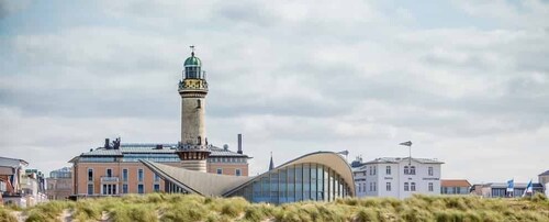 Warnemünde: Guided Walking Tour