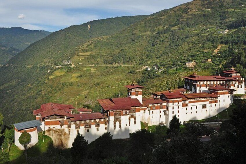 8 Nights Bhutan Tour with Bumthang Valley Extension with Private Guide