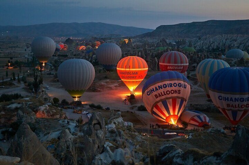 Cappadocia Hot Air Ballon Ride in Medium Basket(28 People)
