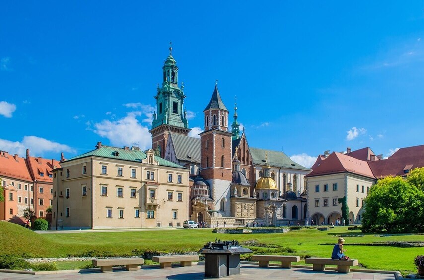 Wawel – Sightseeing of the Royal Hill with a Licensed Guide