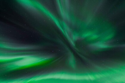 Abisko: persecución guiada de la aurora boreal con traslados al hotel