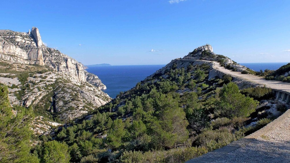 Picture 2 for Activity From Marseille: Calanques National Park Guided Hike