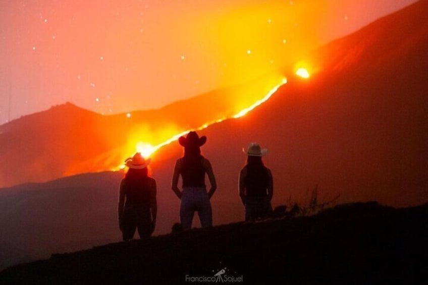 Pacaya Volcano Luxury Horseback Riding Tour