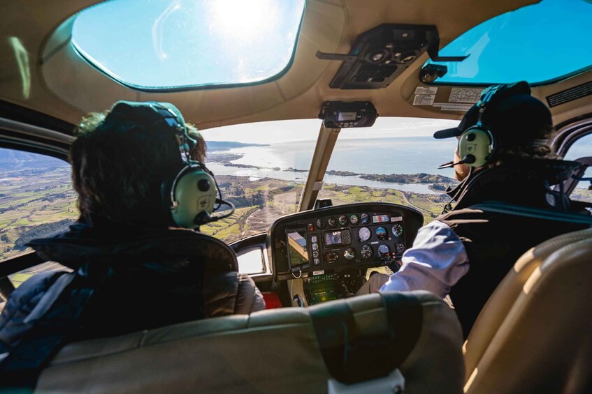 Picture 7 for Activity Nelson: Helicopter Flight with Mountain Landing & Bay Views