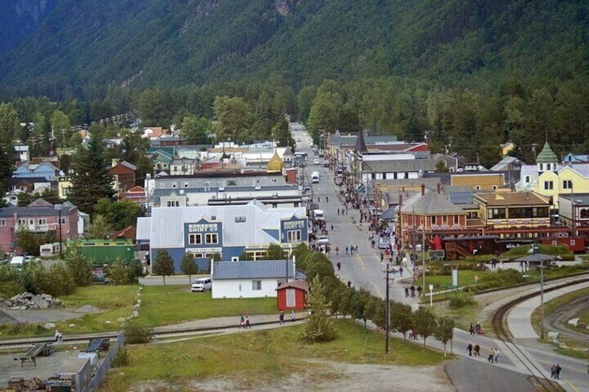 Half-Day Skagway City Tour and White Pass Summit Adventure