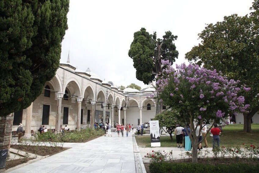 Istanbul Topkapı Palace and Classic City Half-Day Tour 