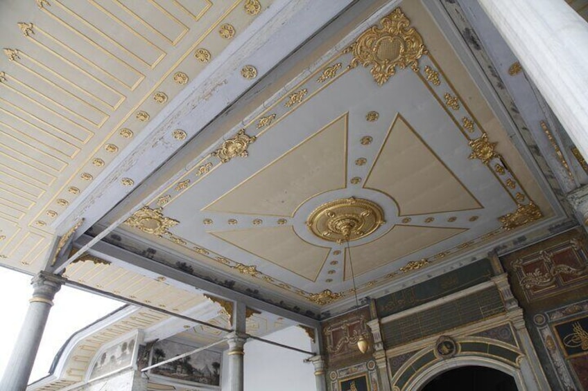 Istanbul Topkapı Palace and Classic City Half-Day Tour