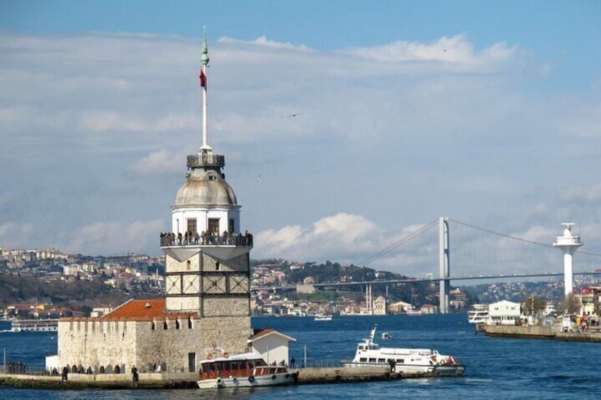 Highlights of two Continents, Istanbul Guided Coach & Cruise Tour