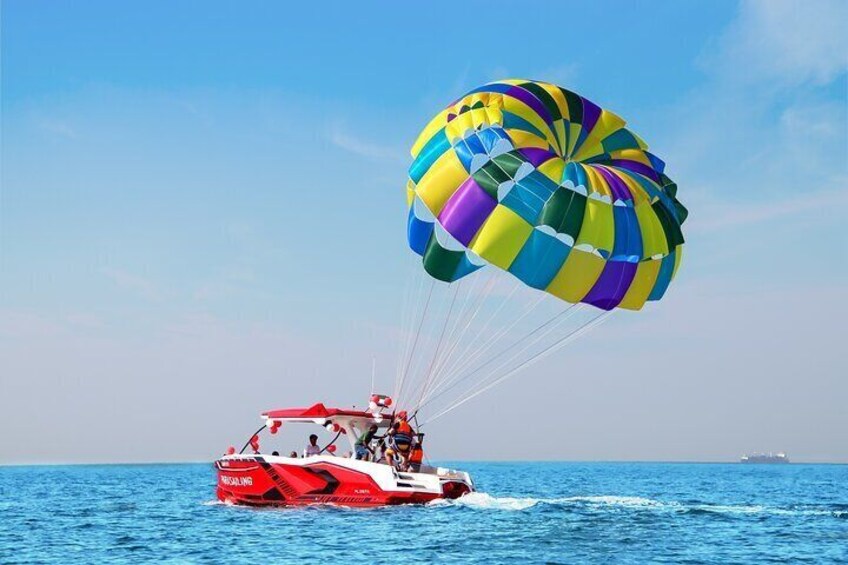 Parasailing in Dubai JBR