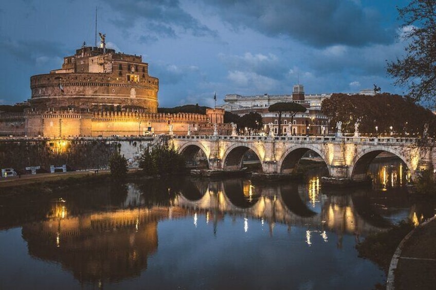 Rome by Night Private Tour in a Mercedes