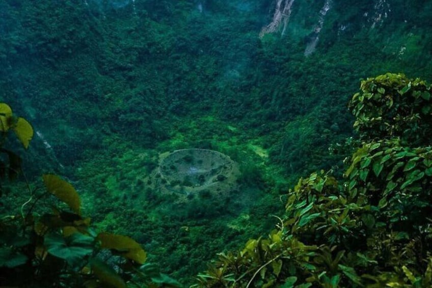 El Boqueron National Park: Discover a Small Crater inside of a Giant Crater