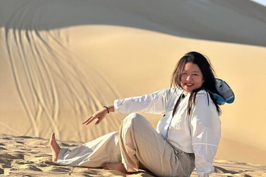 From Siwa: Sunrise Desert Safari tour by 4X4 with Sand boarding