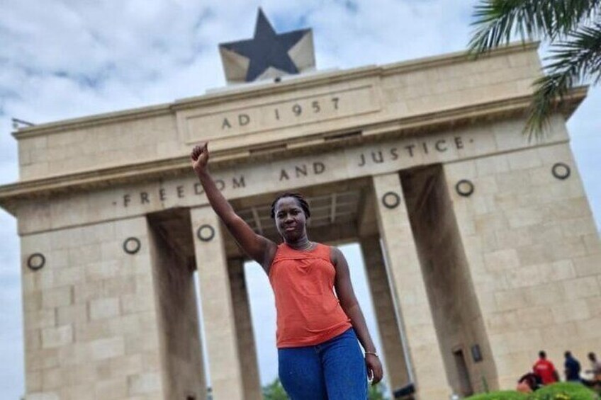 Private Guided Historical Tour in Accra