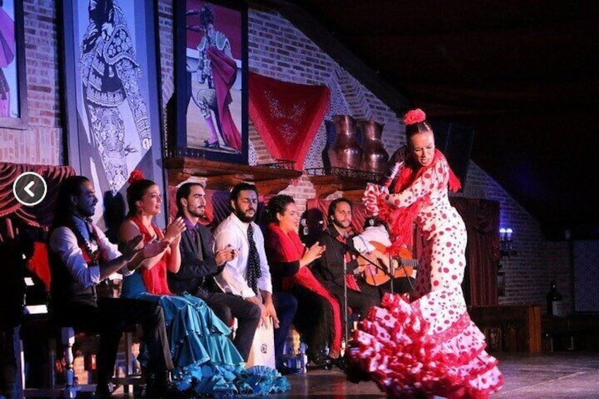 Madrid Flamenco Night, Dinner and Drinks Included