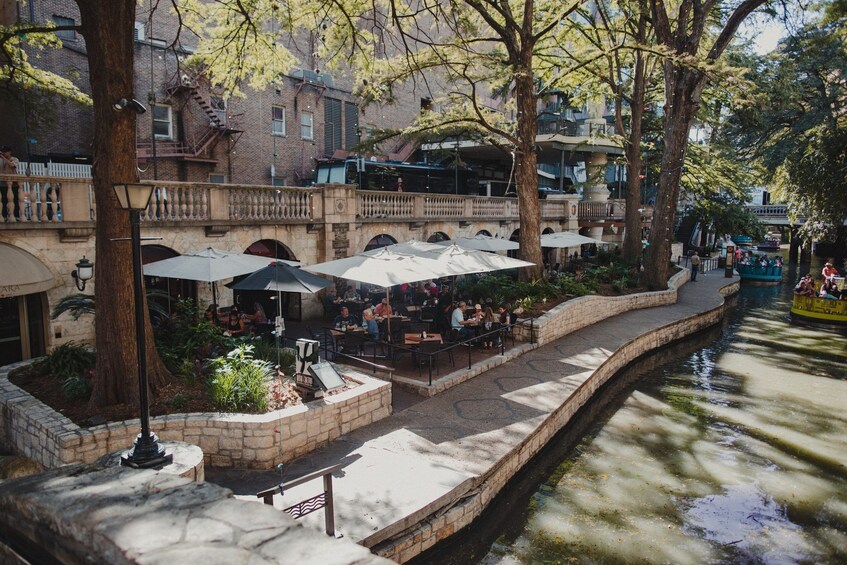 San Antonio Best of Riverwalk Food Walking Tour