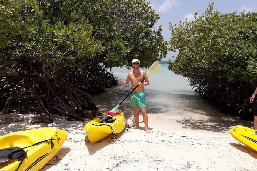 Mangel halto kayak adventure