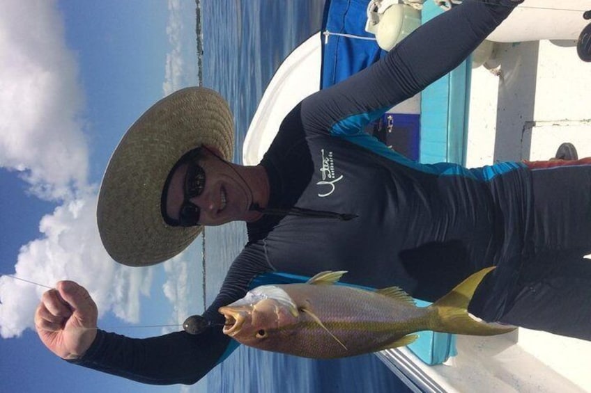 Premium Private Fishing, Snorkelling and Beach cookout tour in San Pedro,Belize