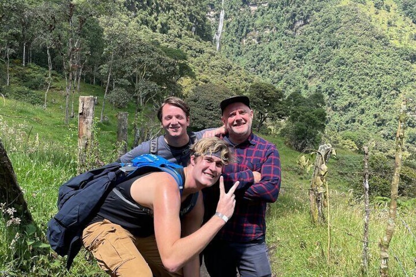 Hike to the highest waterfall in Colombia La Chorrera