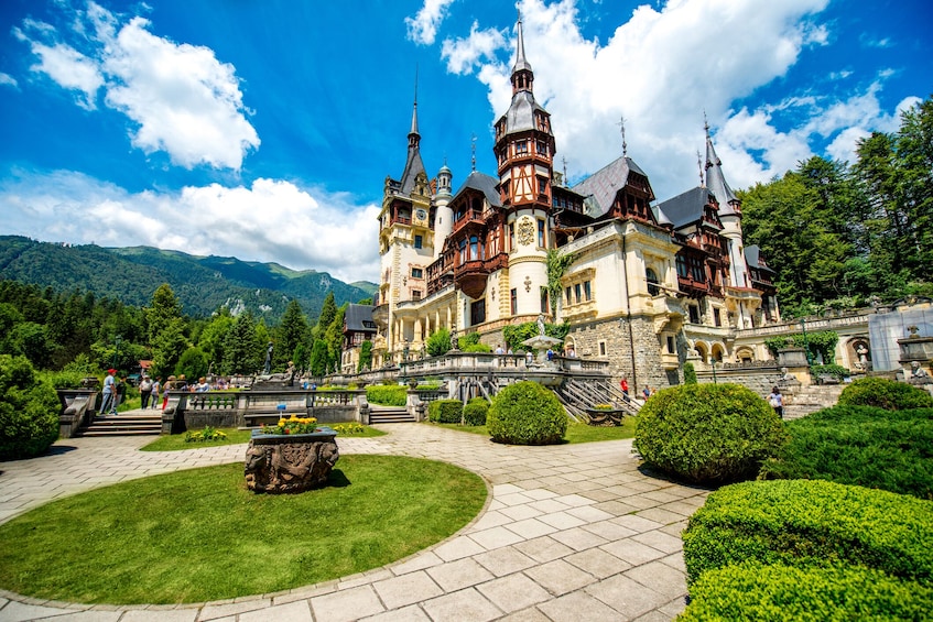 Explore Transylvania: Day Trip to Peles, Dracula's Castle & Brasov